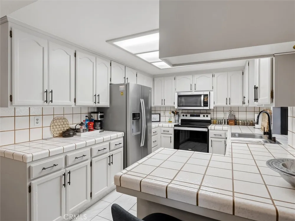 43710 Hilltop Ahwahnee, CA 93601