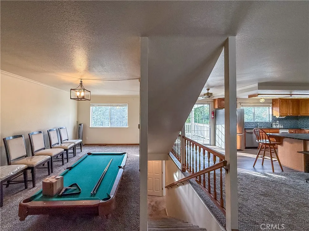 39314 Manzanita Oakhurst, CA 93644