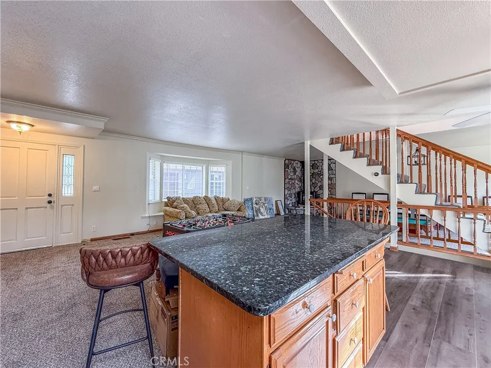 39314 Manzanita Oakhurst, CA 93644