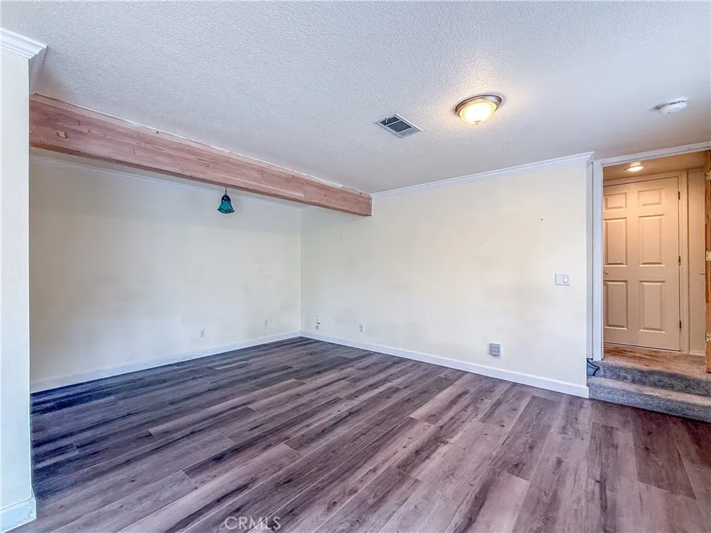 39314 Manzanita Oakhurst, CA 93644