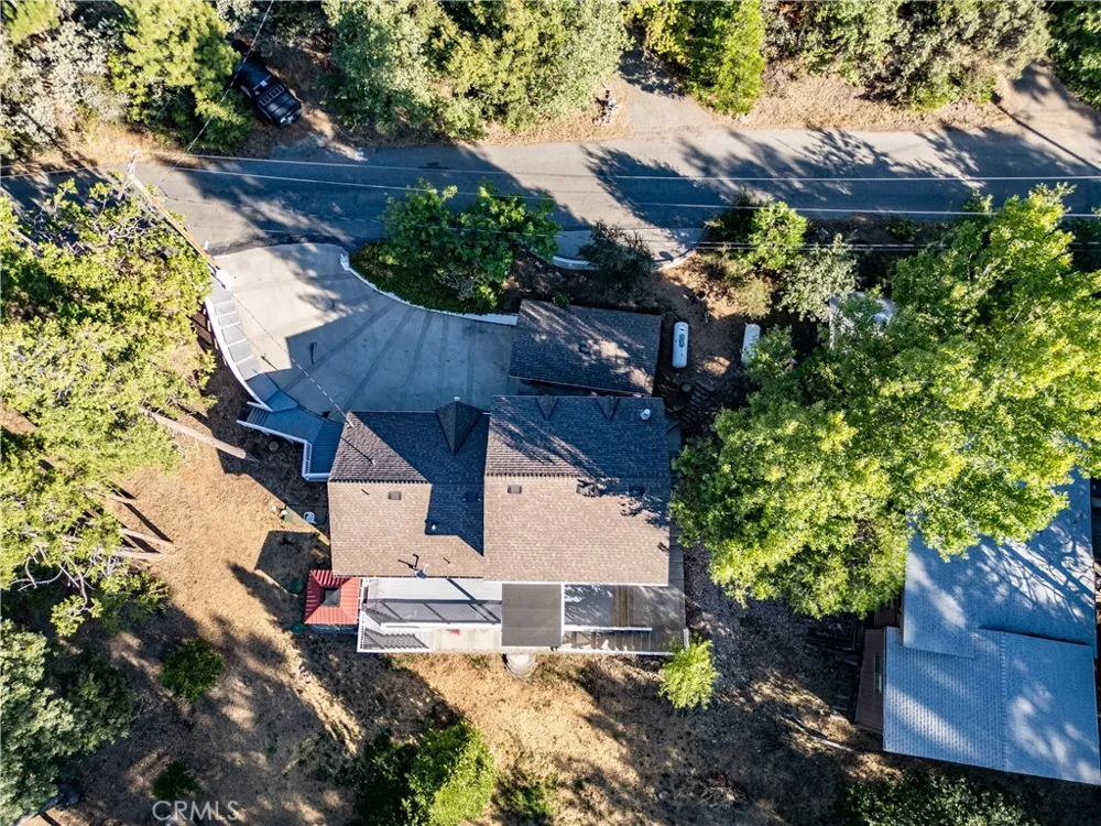39314 Manzanita Oakhurst, CA 93644