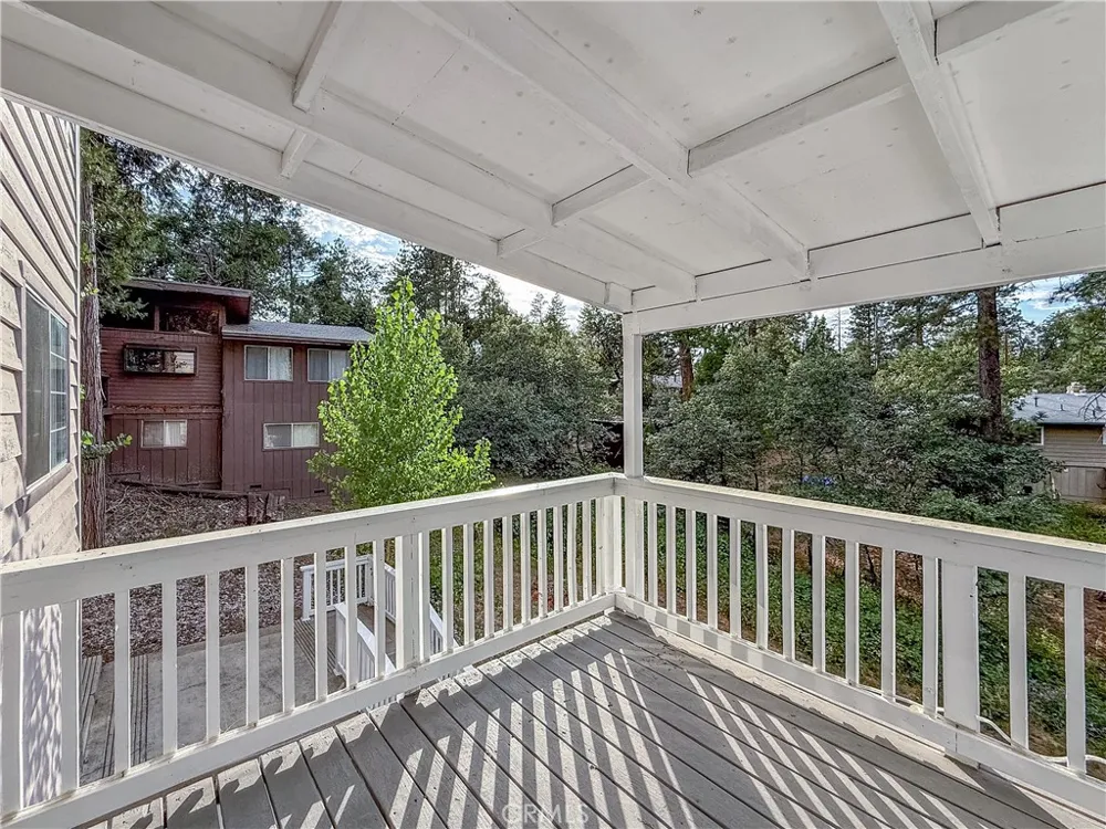 39314 Manzanita Oakhurst, CA 93644