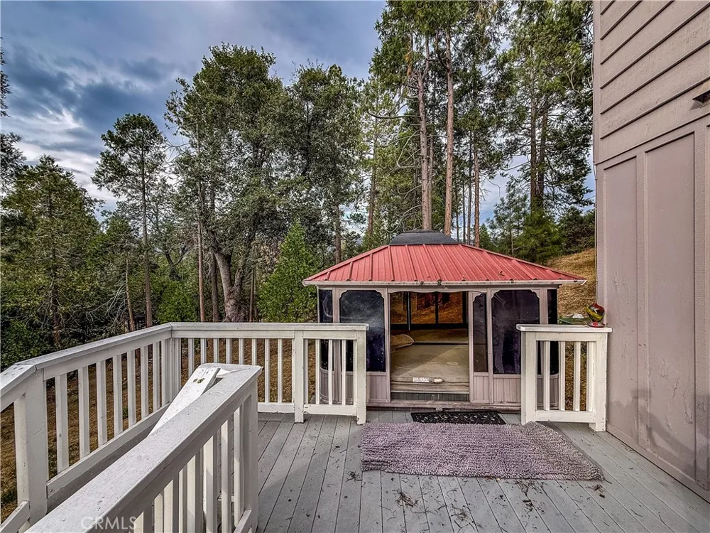 39314 Manzanita Oakhurst, CA 93644