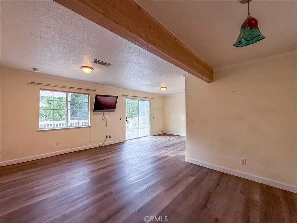 39314 Manzanita Oakhurst, CA 93644