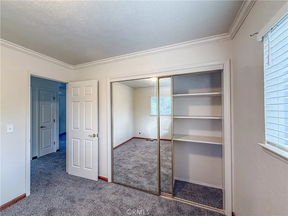 39314 Manzanita Oakhurst, CA 93644