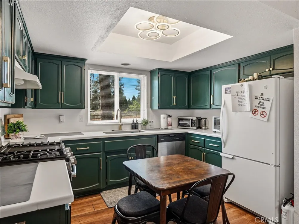 38209 Wortham Road Oakhurst, CA 93644