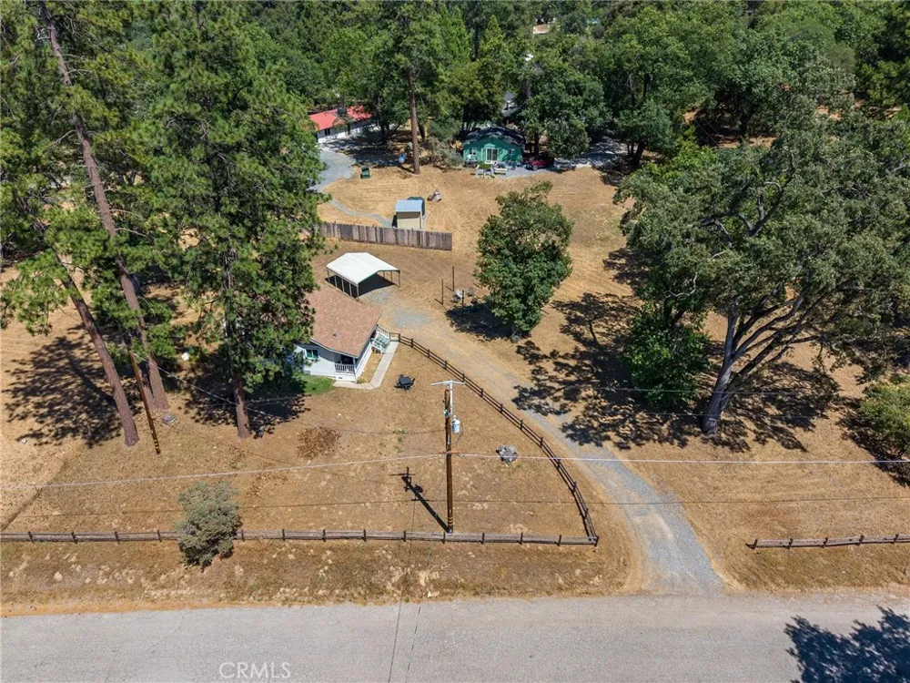 38209 Wortham Road Oakhurst, CA 93644