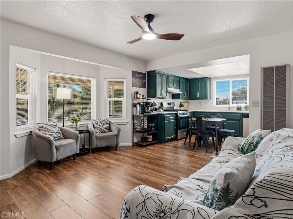 38209 Wortham Road Oakhurst, CA 93644