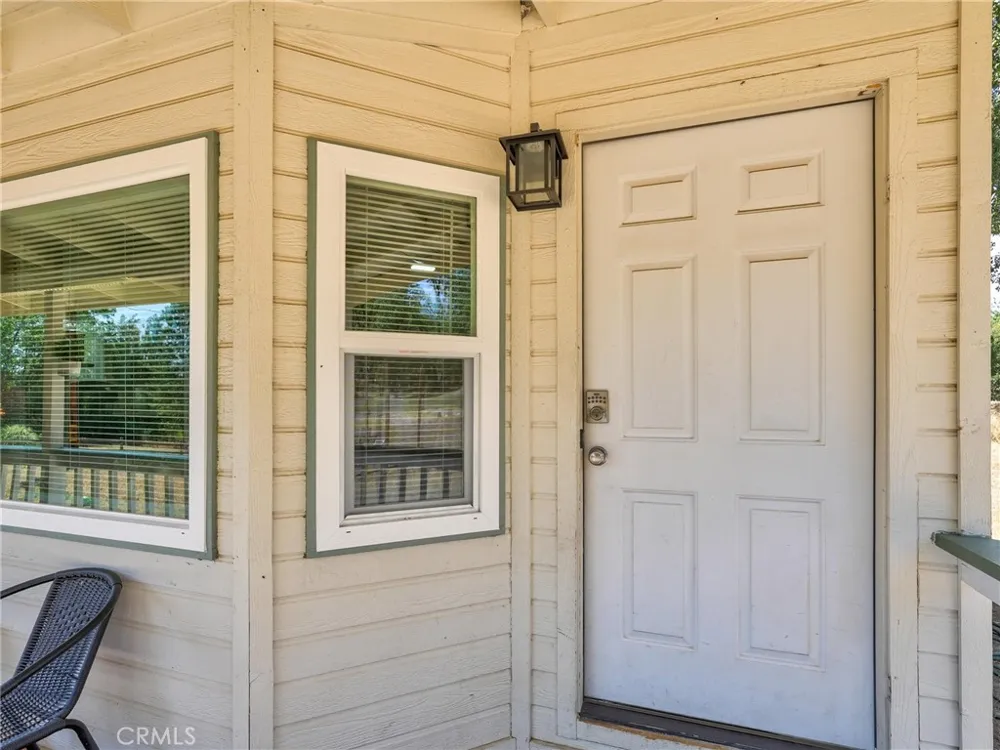 38209 Wortham Road Oakhurst, CA 93644