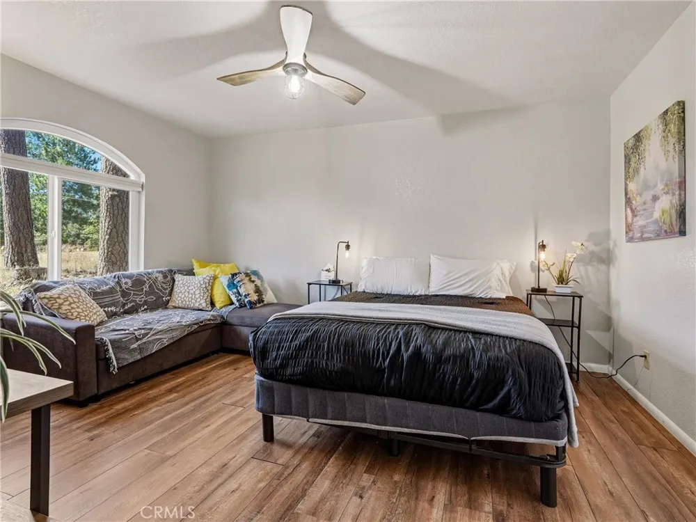 38209 Wortham Road Oakhurst, CA 93644