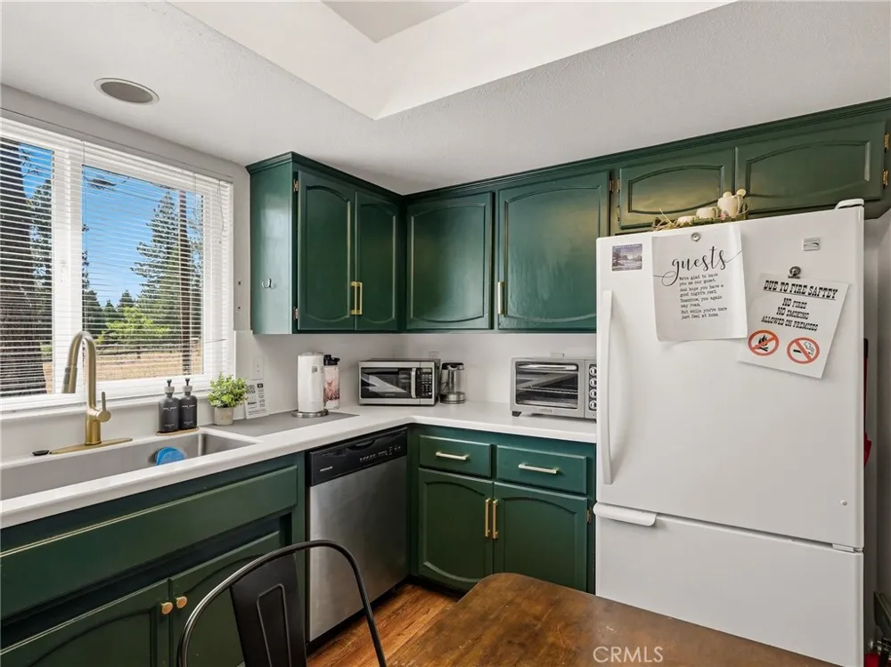 38209 Wortham Road Oakhurst, CA 93644