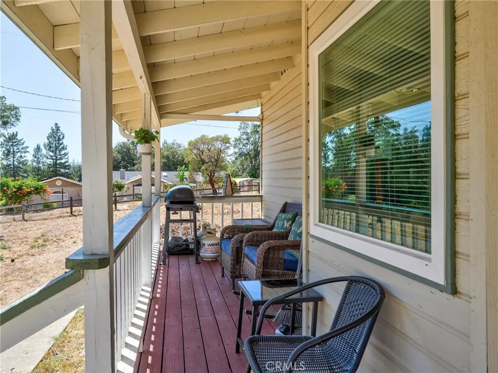 38209 Wortham Road Oakhurst, CA 93644