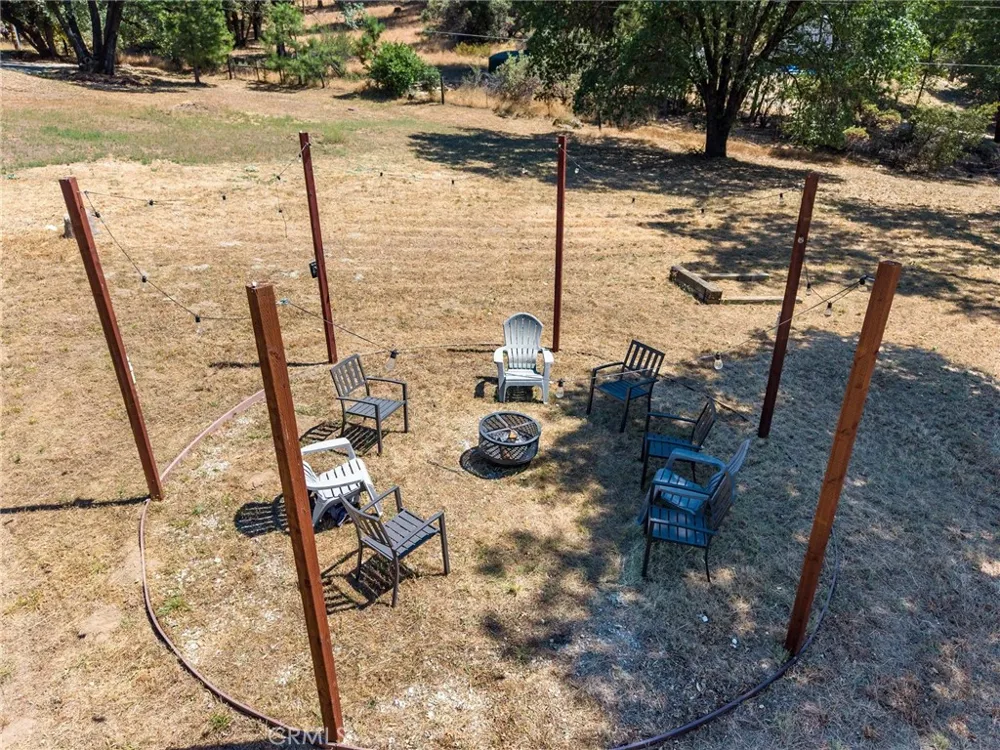 38209 Wortham Road Oakhurst, CA 93644