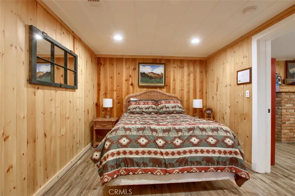 2629 Mariposa Wawona, CA 95389