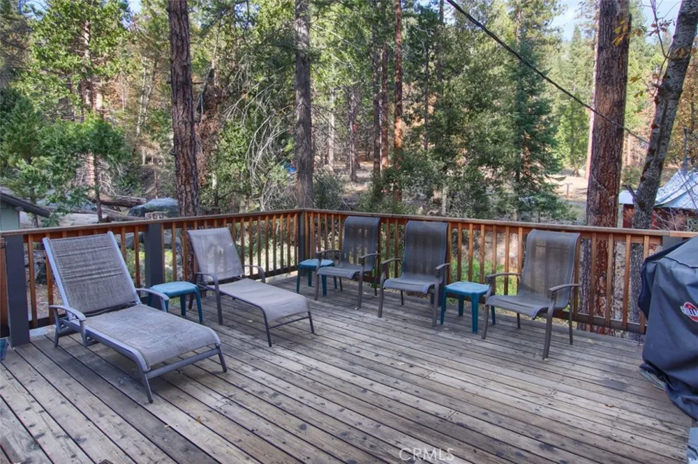 2629 Mariposa Wawona, CA 95389