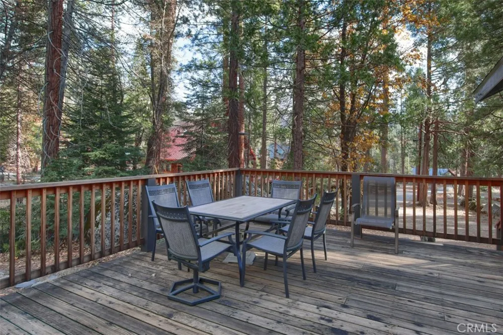 2629 Mariposa Wawona, CA 95389