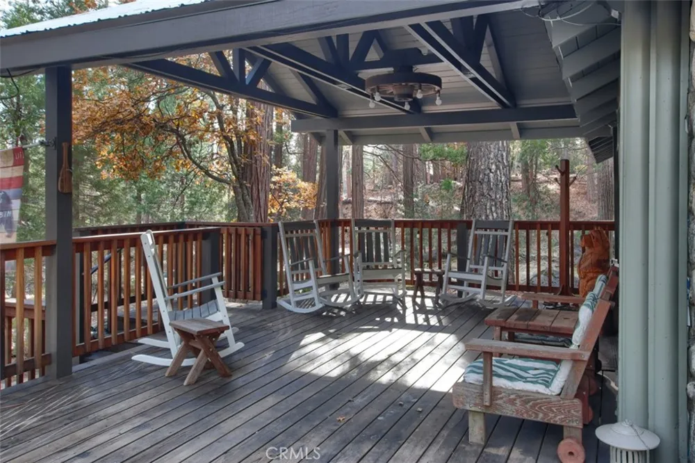 2629 Mariposa Wawona, CA 95389