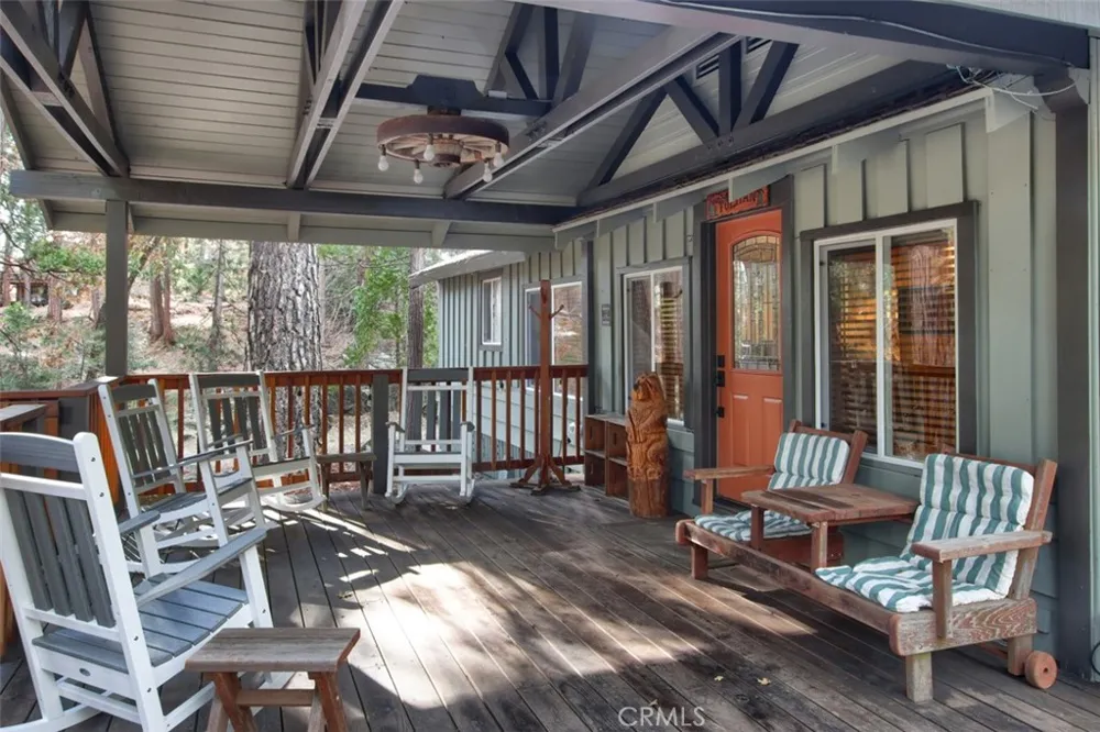 2629 Mariposa Wawona, CA 95389