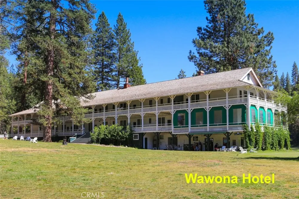 2629 Mariposa Wawona, CA 95389