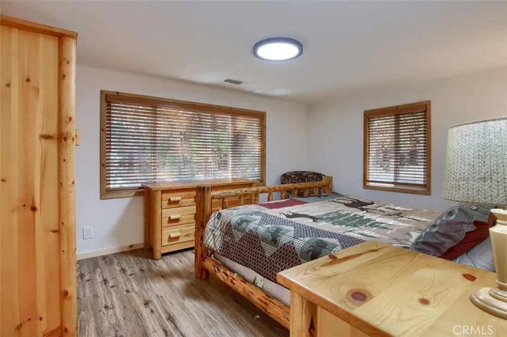 2629 Mariposa Wawona, CA 95389