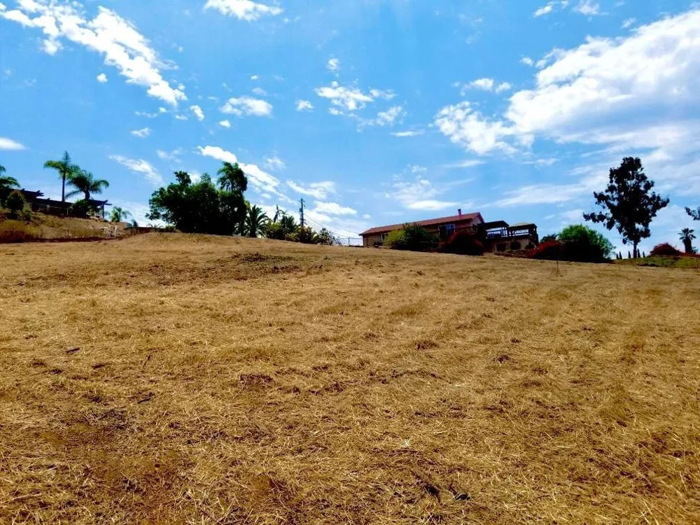 2234 Tierra Verde Road Vista, CA 92084
