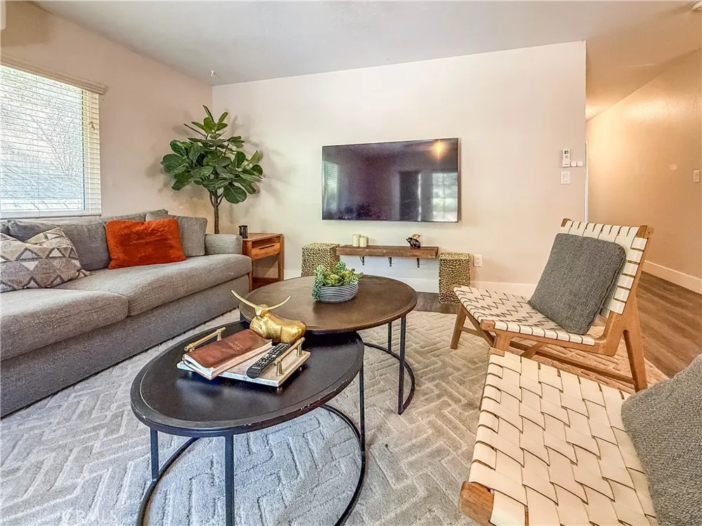51591 Ponderosa Way Oakhurst, CA 93644