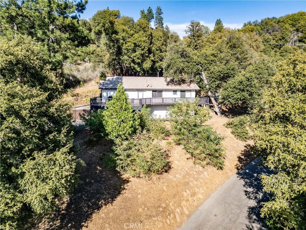 51591 Ponderosa Way Oakhurst, CA 93644