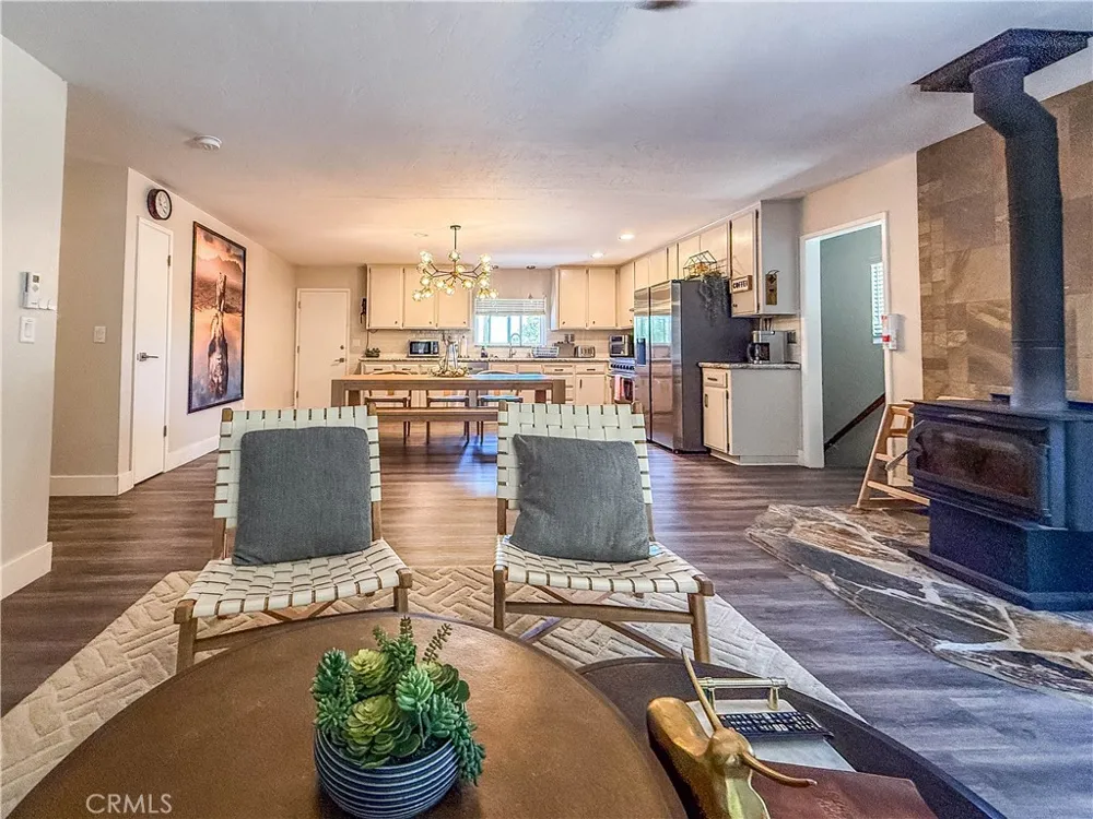 51591 Ponderosa Way Oakhurst, CA 93644