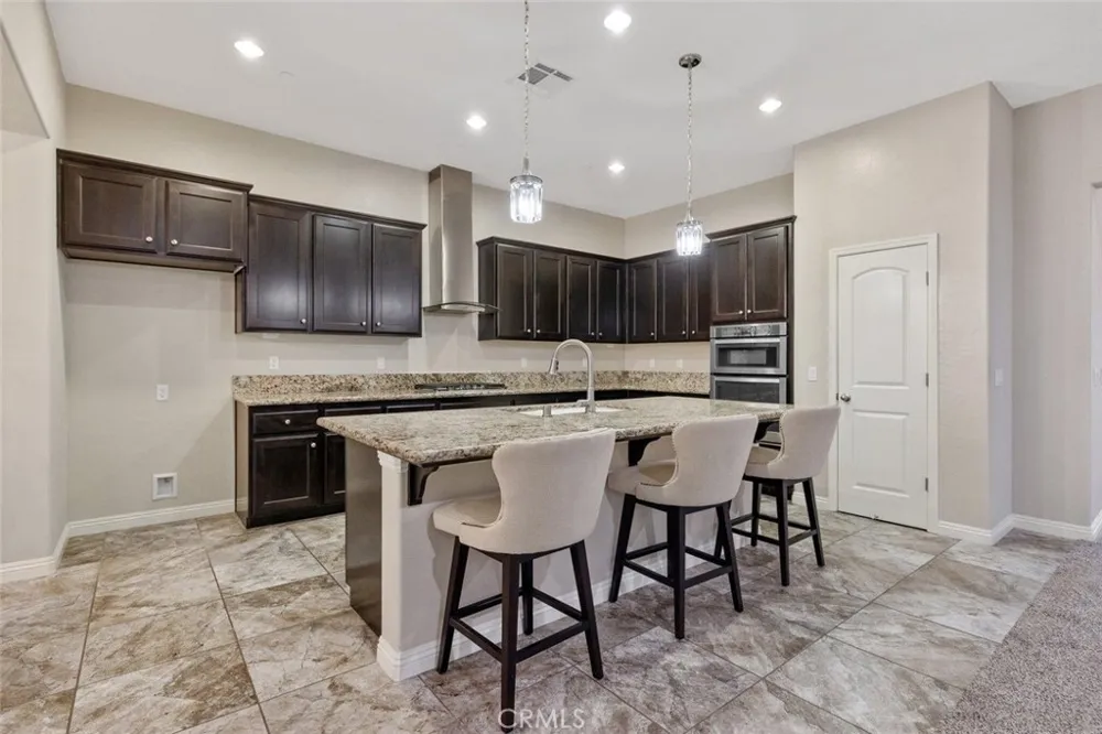 6545 W Wren Visalia, CA 93291