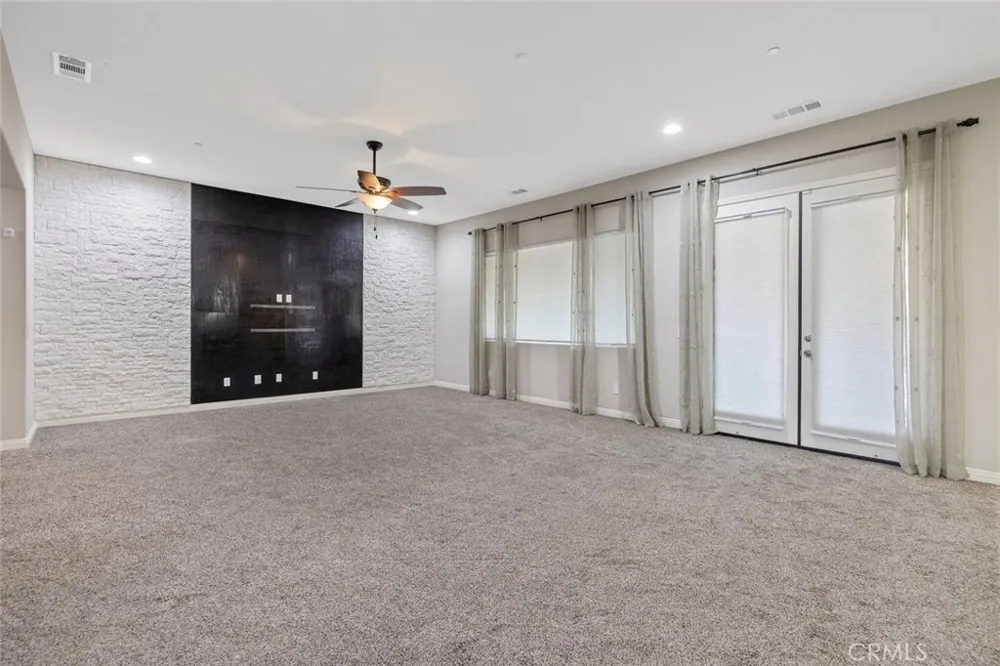 6545 W Wren Visalia, CA 93291