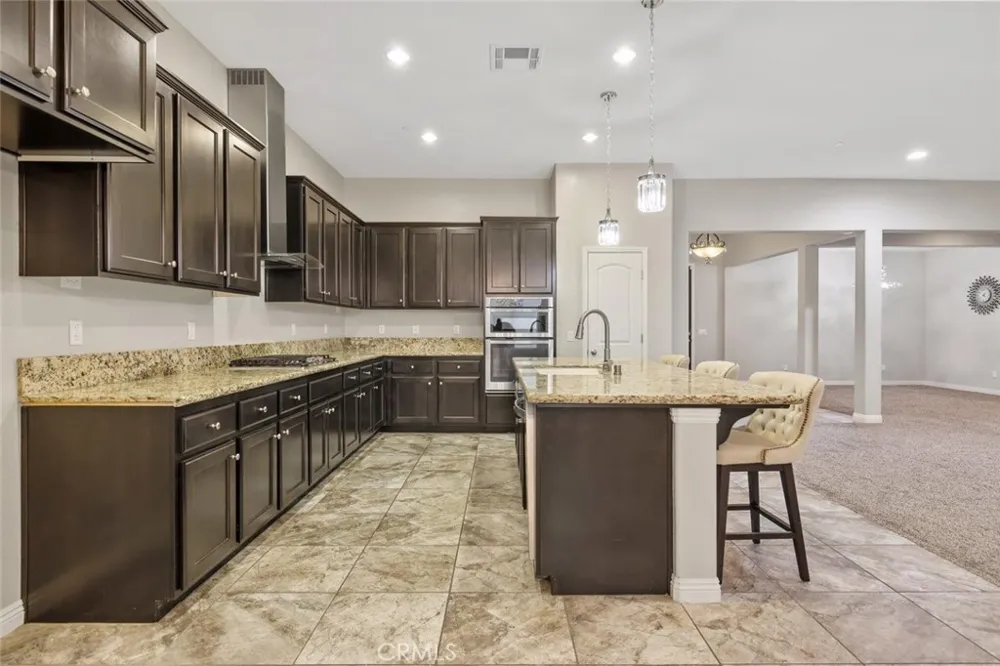6545 W Wren Visalia, CA 93291