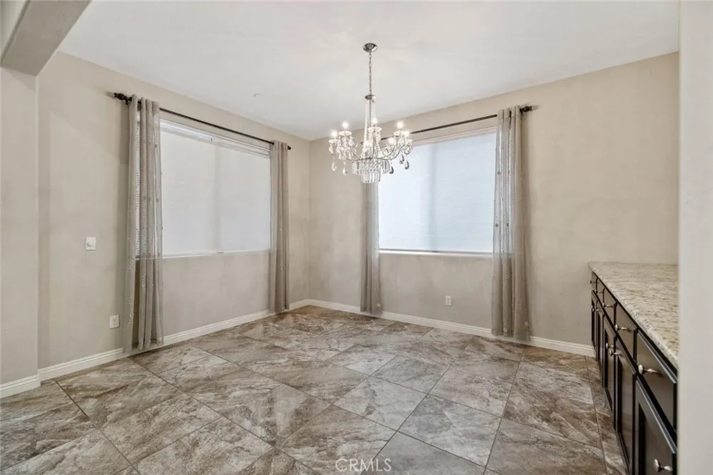 6545 W Wren Visalia, CA 93291