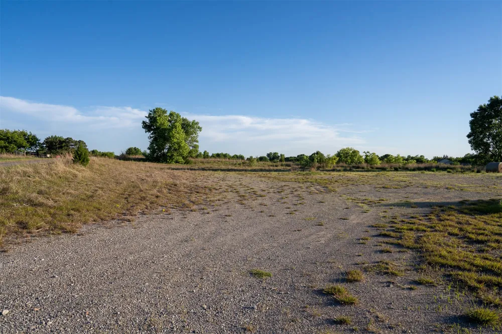 6 W County Road Tuttle, OK 73089