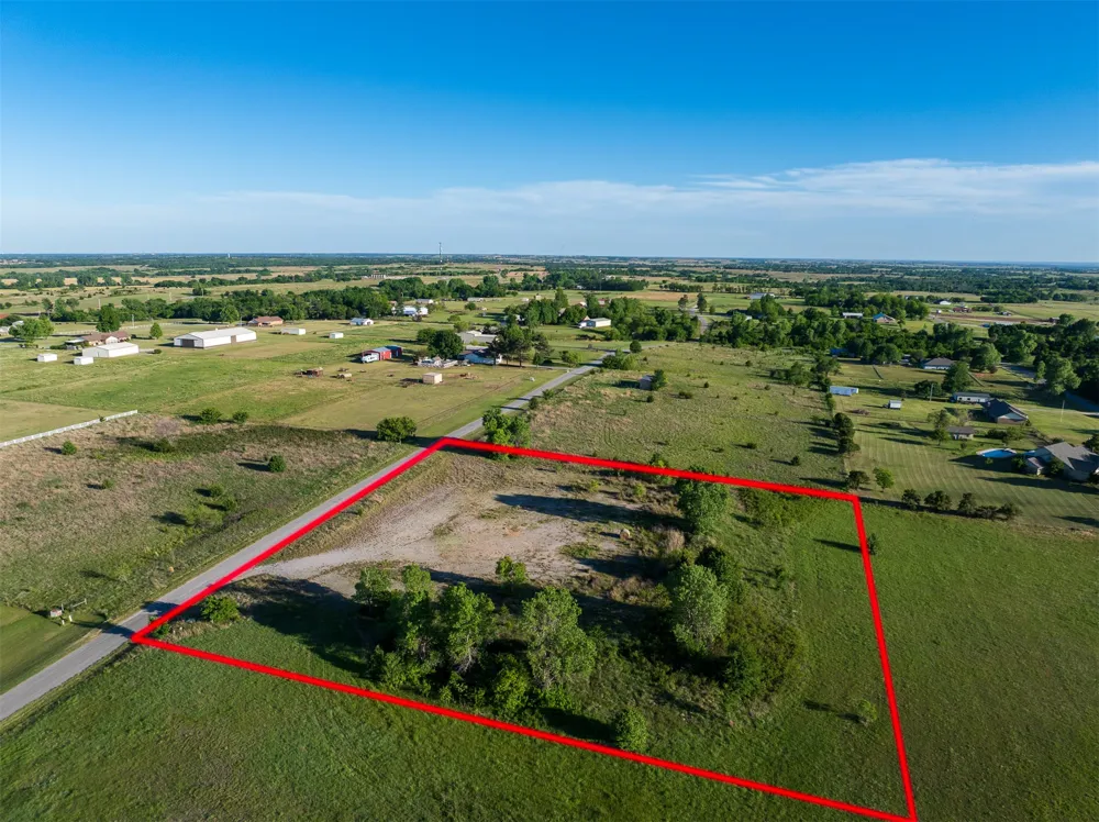 6 W County Road Tuttle, OK 73089
