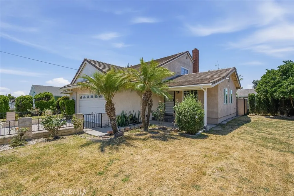 21815 Martin Carson, CA 90745