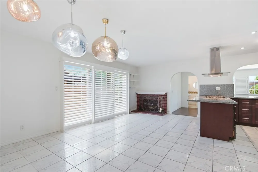 21815 Martin Carson, CA 90745