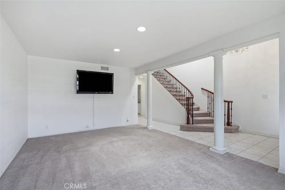21815 Martin Carson, CA 90745