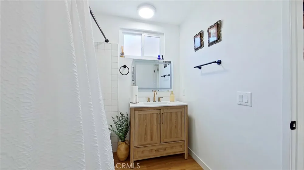 11014 Tinker Ave Tujunga, CA 91042