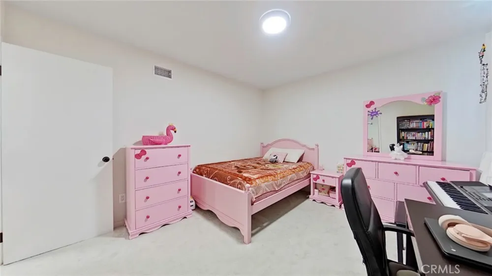 11014 Tinker Ave Tujunga, CA 91042