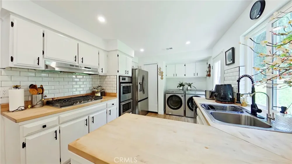 11014 Tinker Ave Tujunga, CA 91042