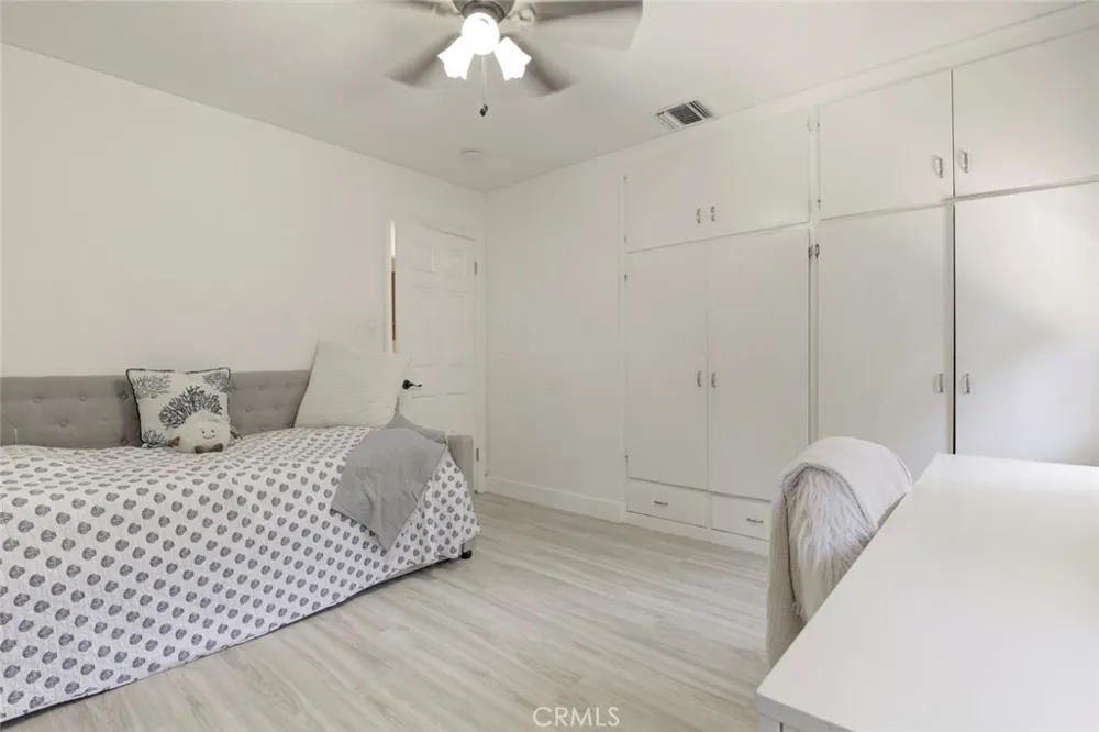 10431 Johanna Street Shadow Hills, CA 91040