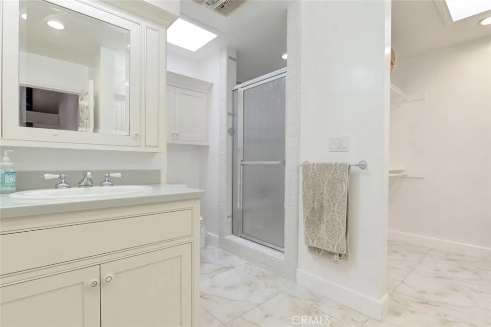 10431 Johanna Street Shadow Hills, CA 91040