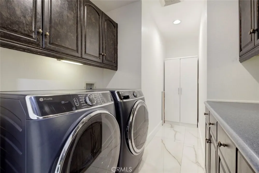 10431 Johanna Street Shadow Hills, CA 91040
