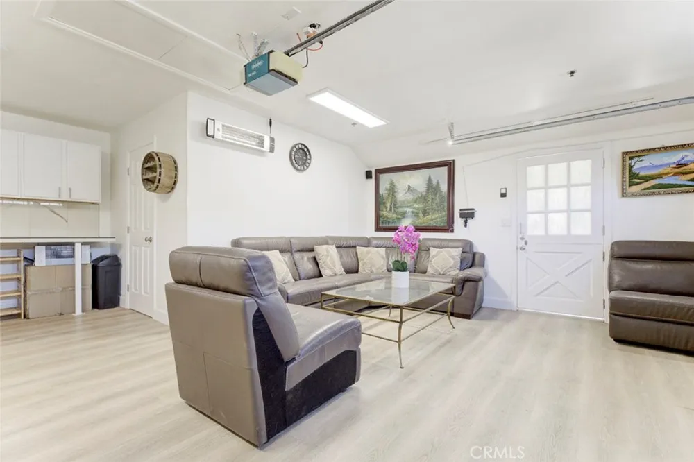 10431 Johanna Street Shadow Hills, CA 91040