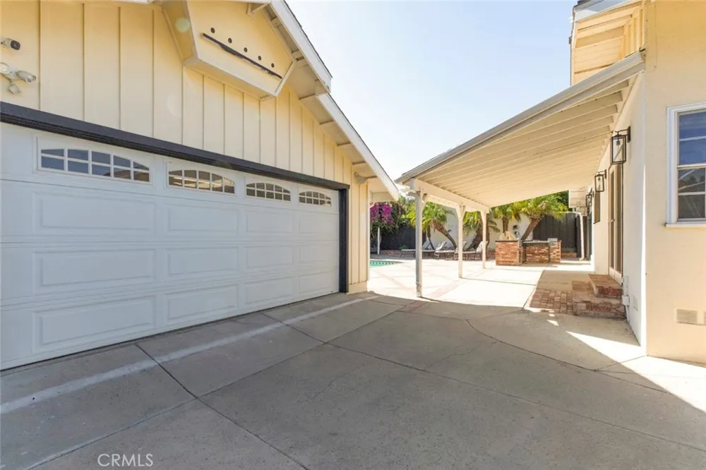 10431 Johanna Street Shadow Hills, CA 91040