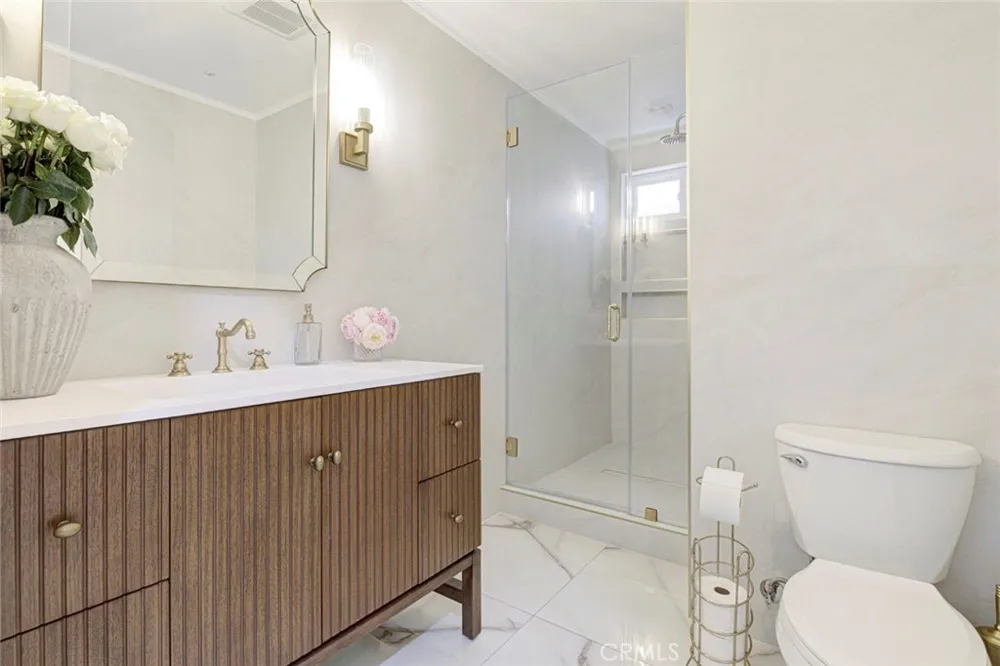 10431 Johanna Street Shadow Hills, CA 91040