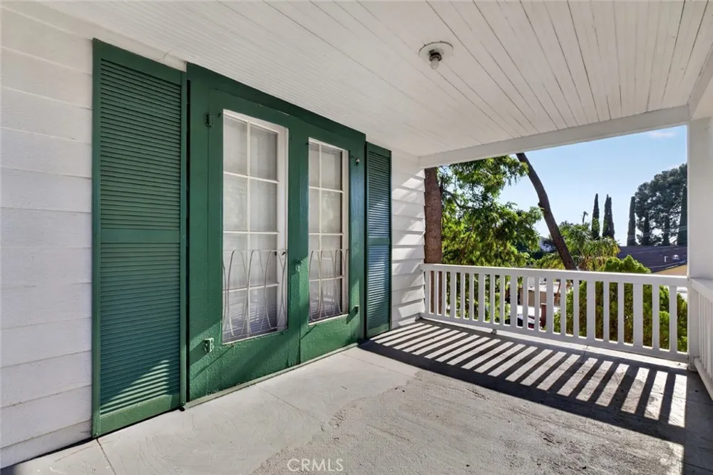 6604 Valmont Street Tujunga, CA 91042