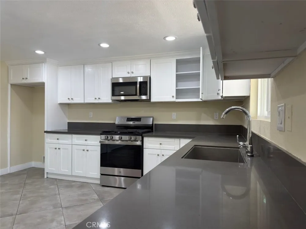 43735 San Francisco Avenue Lancaster, CA 93535