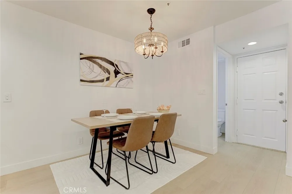 15044 Nordhoff Street #8 North Hills, CA 91343