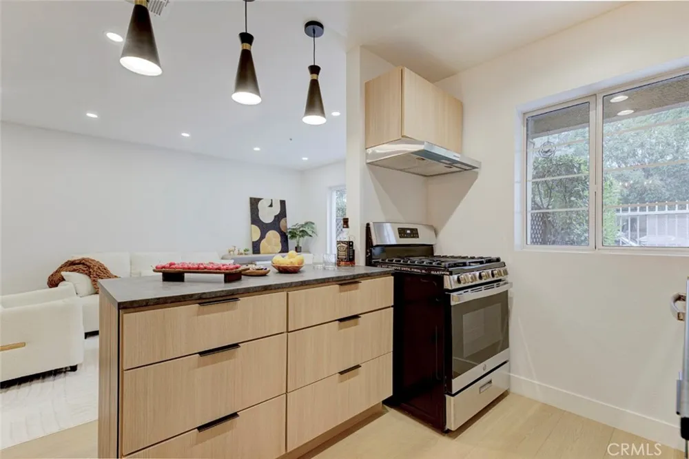 15044 Nordhoff Street #8 North Hills, CA 91343
